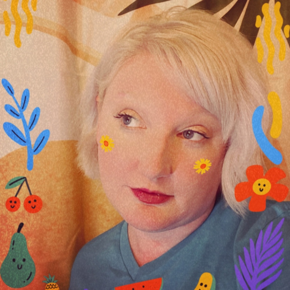 Meet your Posher, Tiffany